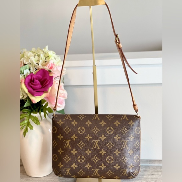 SOLD❌Authentic LOUIS VUITTON Monogram Musette Tango Bag - Picture 4 of 16